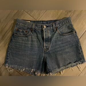 Women’s Levi’s Size 28 501 Denim Shorts
